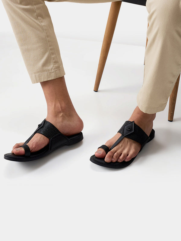 Regal Black Mens Stylish Textured Leather Kolhapuris