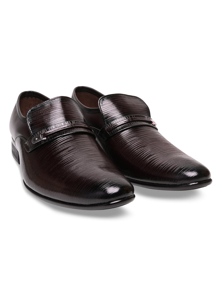 Regal Maroon Men Textured Patent Slip Ons