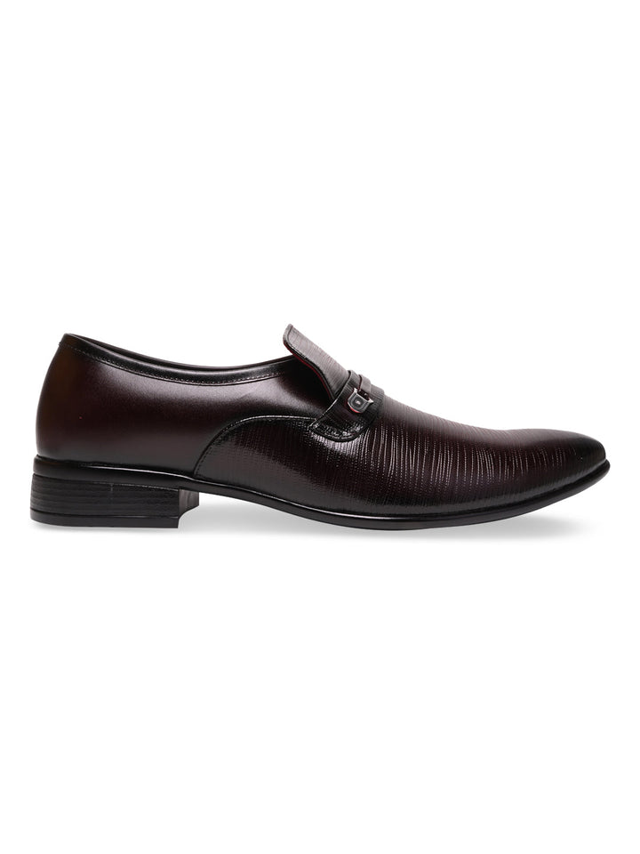 Regal Maroon Men Textured Patent Slip Ons