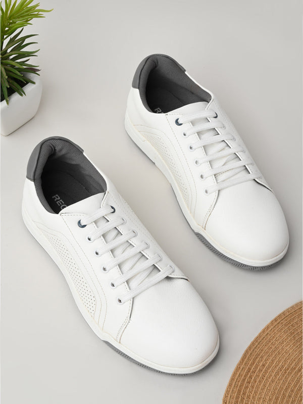 Regal White Men Casual Sneakers