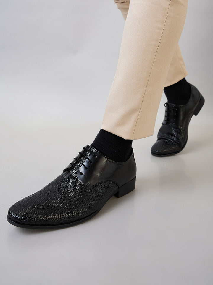 Regal Black Men Formal Textured Leather Lace Ups