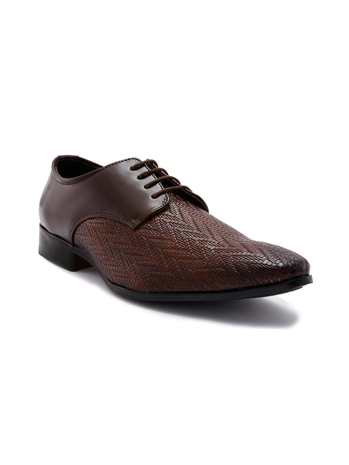 Regal Brown Men Formal Textured Leather Lace Ups