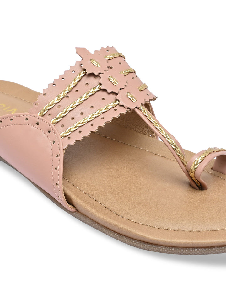 Rocia By Regal Pink Women Casual Kolhapuri Flats