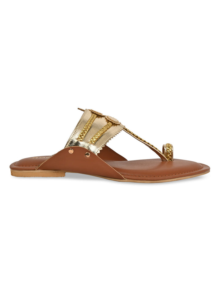 Rocia By Regal Gold Women Funky Flat Kolhapuri