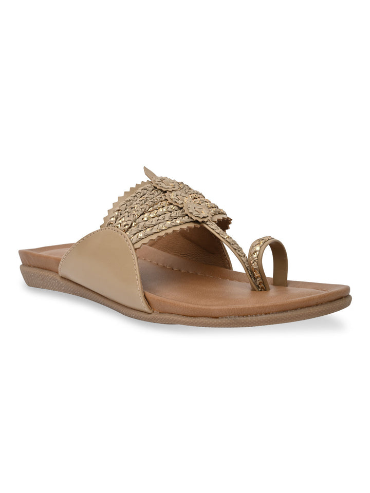 Rocia By Regal Beige Women Kolhapuri Flats