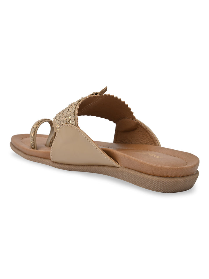 Rocia By Regal Beige Women Kolhapuri Flats