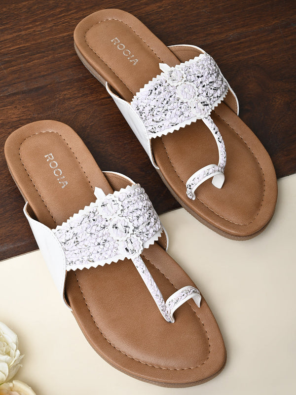 Rocia By Regal White Women Kolhapuri Flats