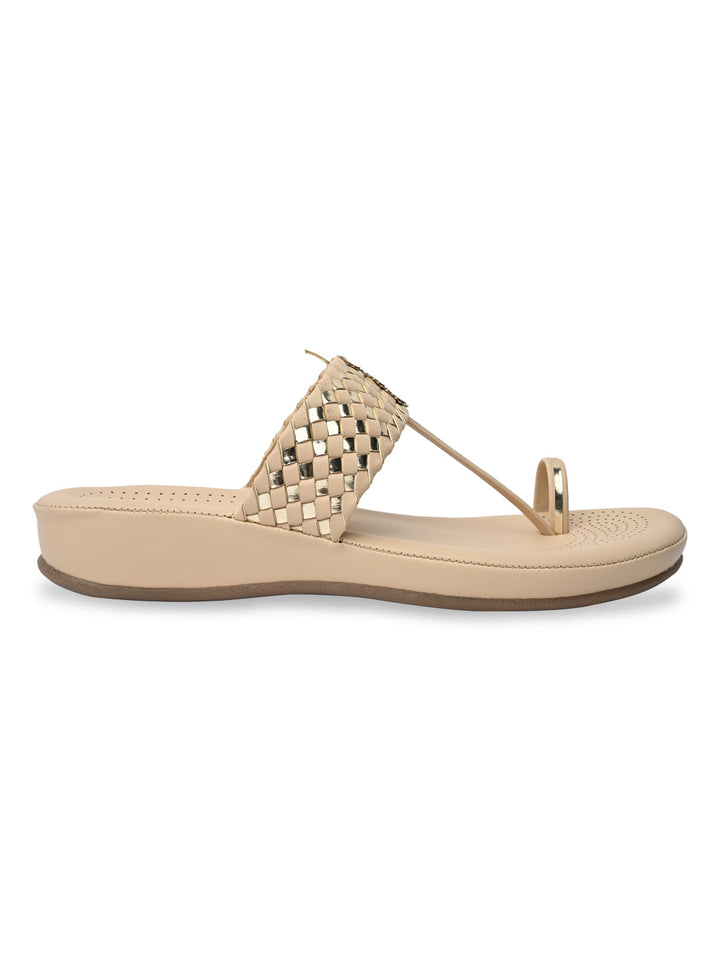 Rocia By Regal Beige Women Woven Kolhapuri Comfort Flats