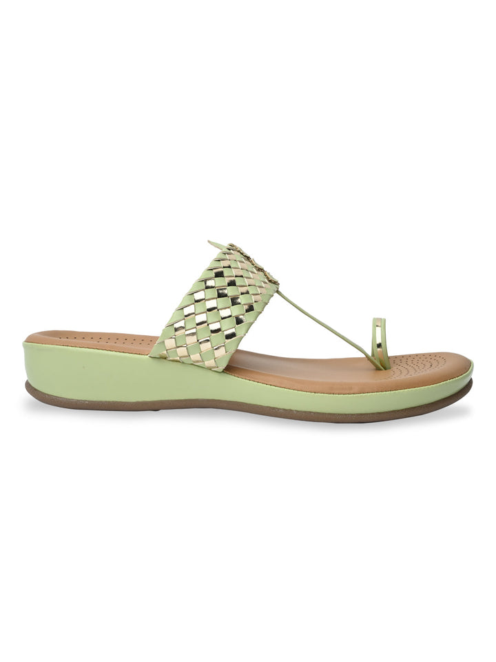 Rocia By Regal Green Women Woven Kolhapuri Comfort Flats