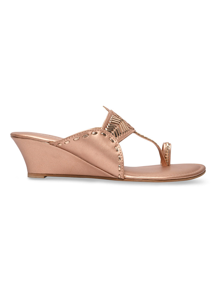Rocia By Regal Rose Gold Women Kolhapuri Wedges