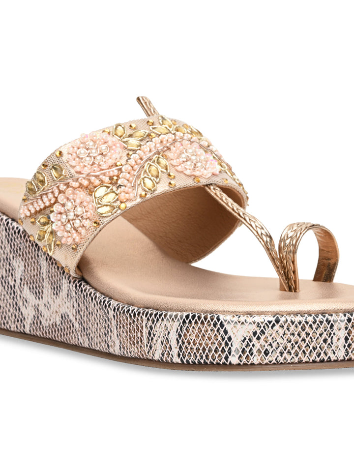 Women Heavy Embroidered One Toe