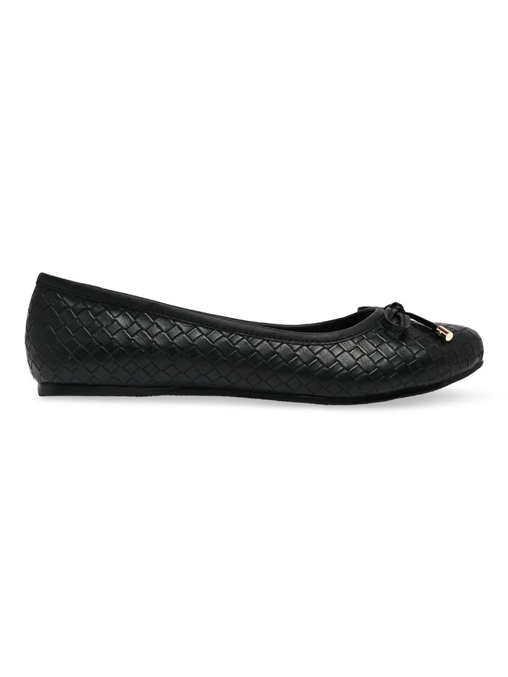 Rocia By Regal Black Women Woven Ballerinas