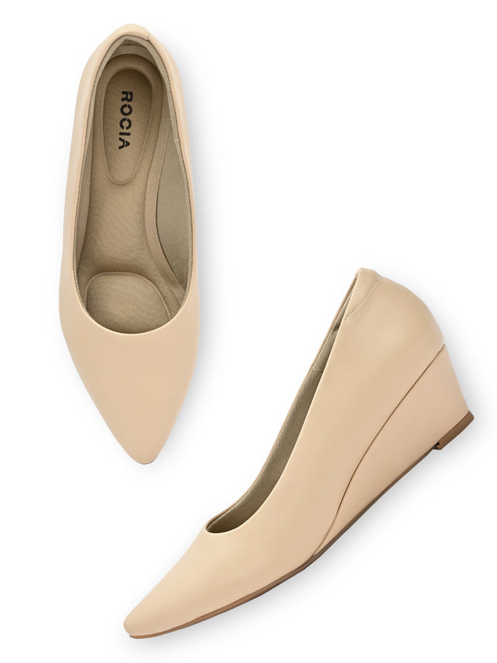 Rocia By Regal Nude Women Pointed Toe Wedges