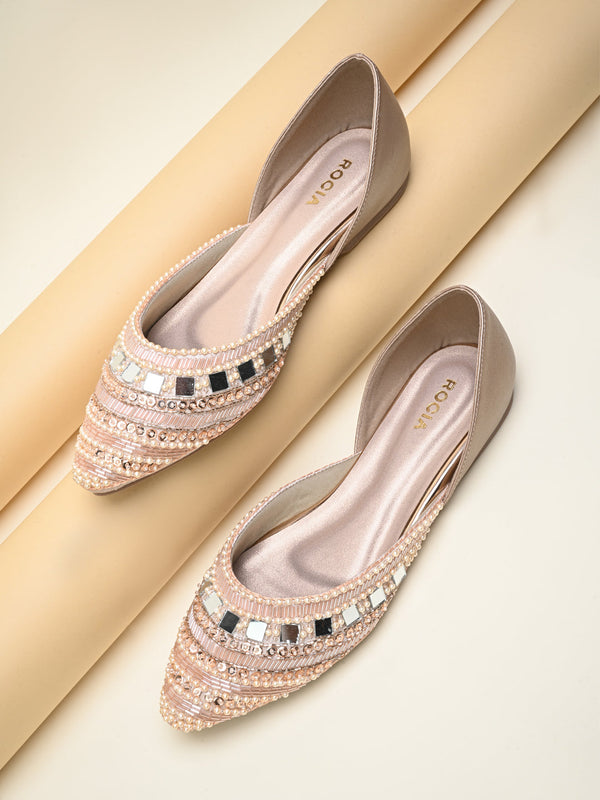 Rocia By Regal Rose Gold Women Embroidered Mojaris