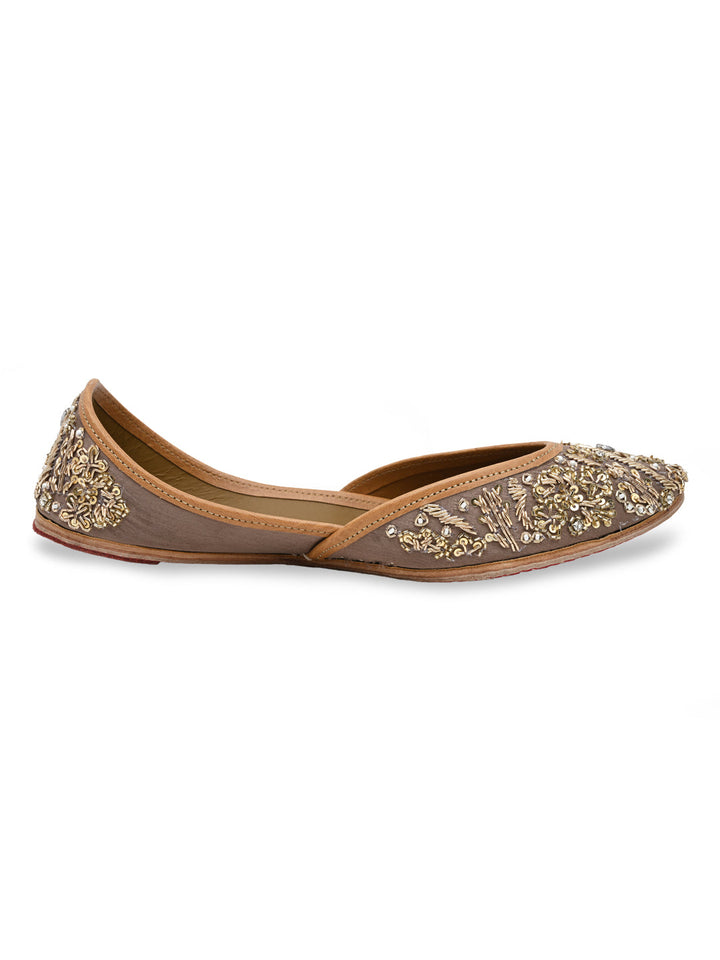 Rocia By Regal Nude Women Embroidered Mojris