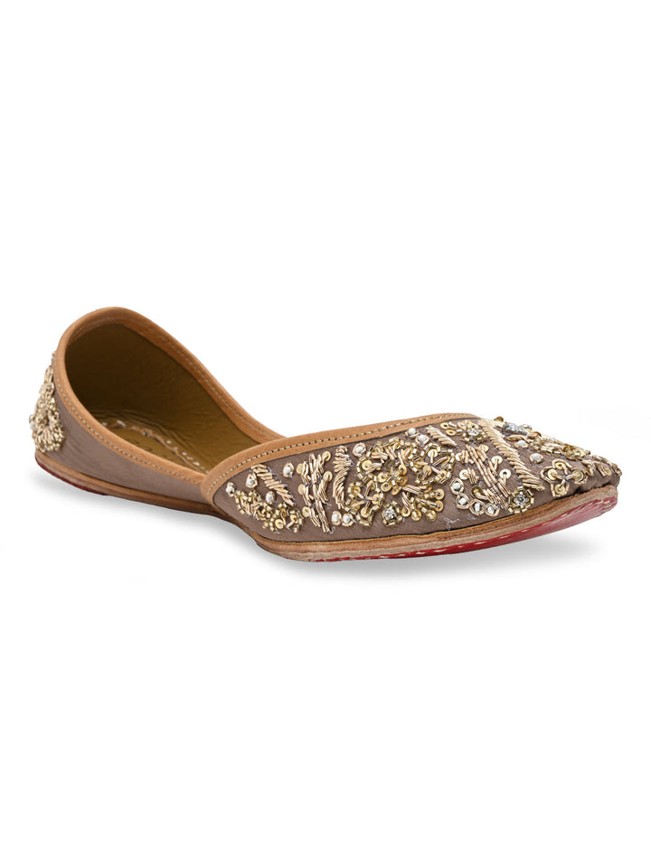 Rocia By Regal Nude Women Embroidered Mojris
