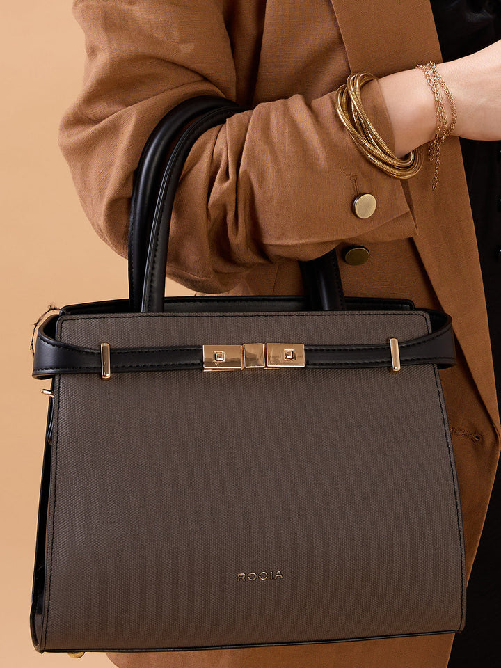 Rocia By Regal Black Women Classic Bag