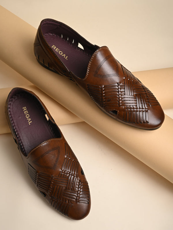 Regal Brown Men Ethnic Woven Juttis
