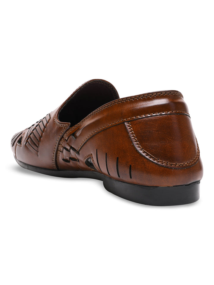 Regal Brown Men Ethnic Woven Juttis