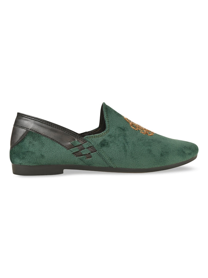 Regal Olive Men Velvet Embroidered Ethnic Slip Ons