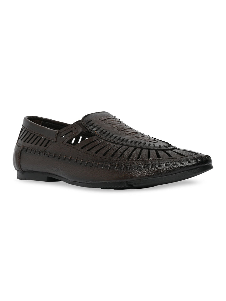Regal Brown Men Ethnic Mojari Sandals