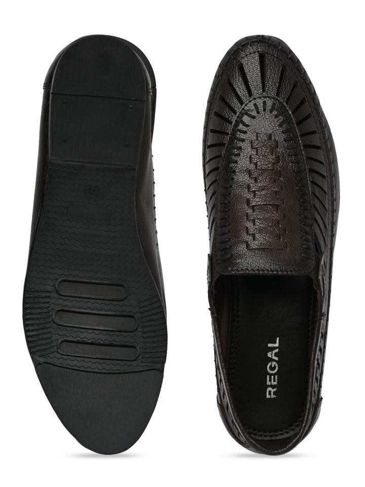 Regal Brown Men Ethnic Mojari Sandals